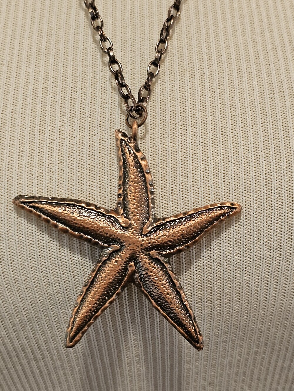 Copper Starfish Pendant Necklace On An Open Link Copper Chain - Picture 3 of 4